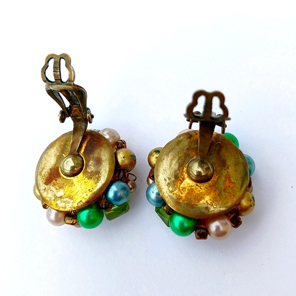 VTG CLUSTER EARRINGS JAPAN VINTAGE clip-on brass-tone Button pink white blue - Picture 2 of 7